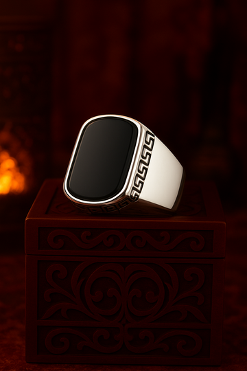 PURE BLACK Onyx RING