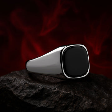 Signt Onyx Ring